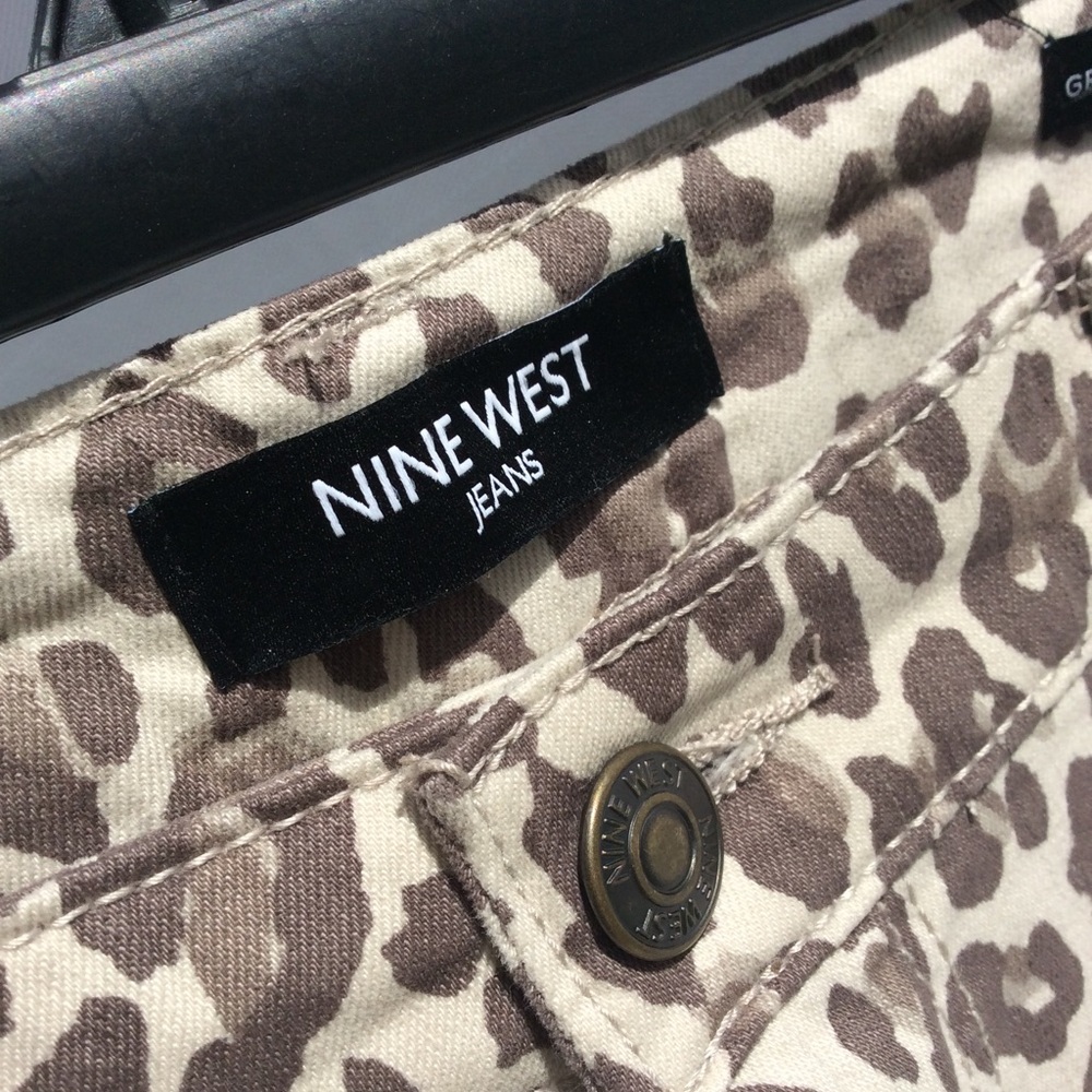 Nine West Leopard Print Jeans Size 14 skinny ankle